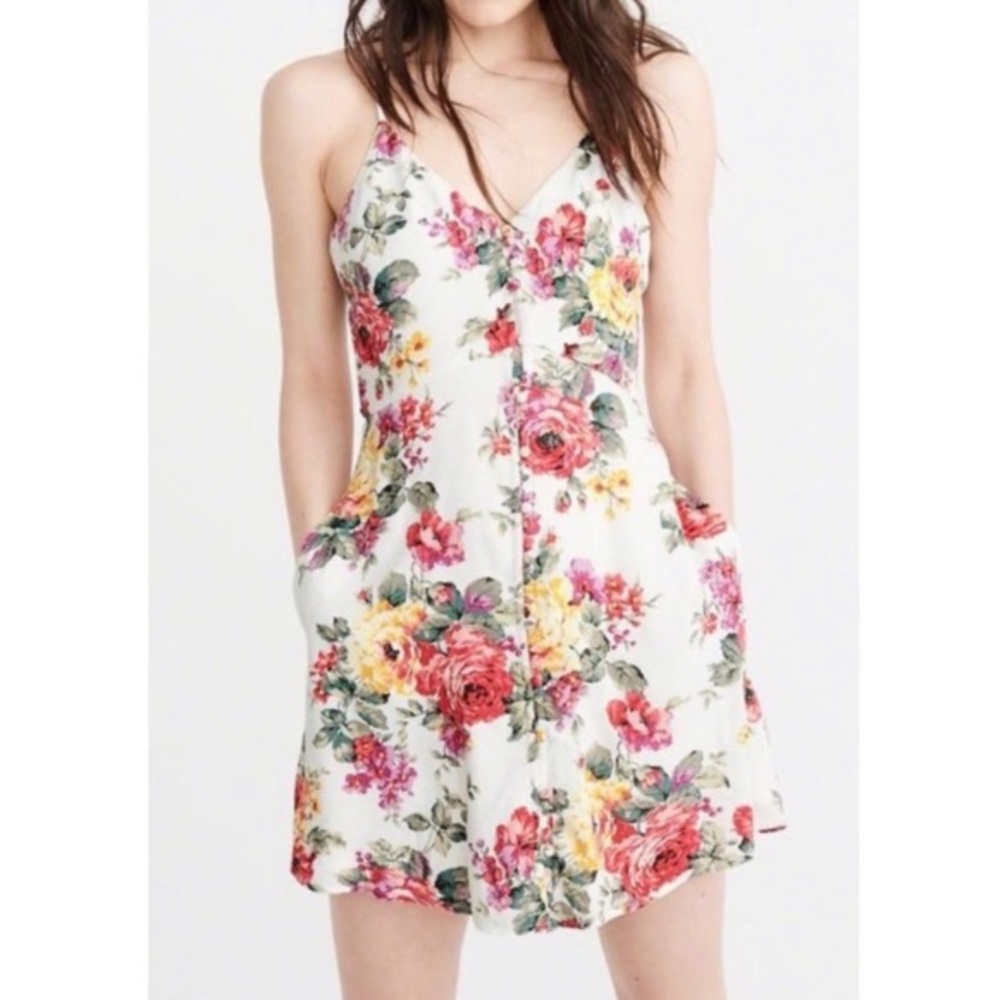 A&F Dress Floral Button Pockets